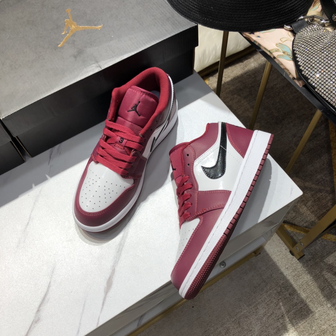 Spot between 11 c - 3 y