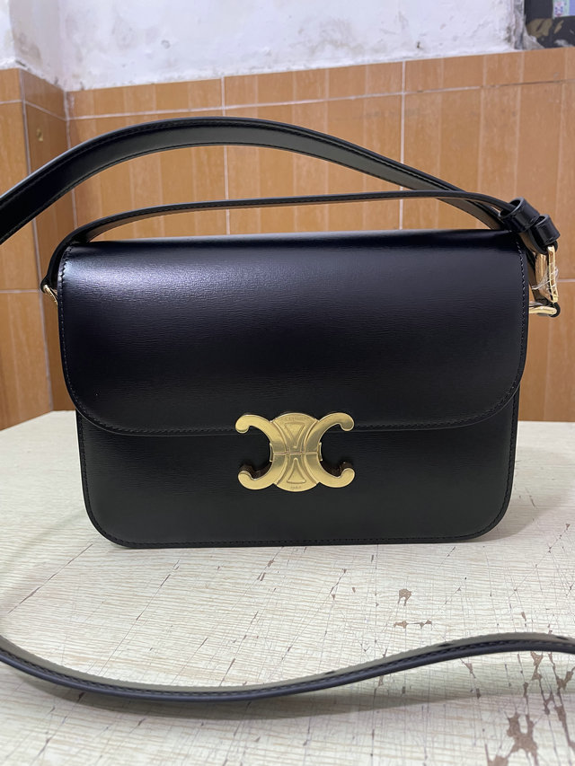 Spot between 11 c - 3 y