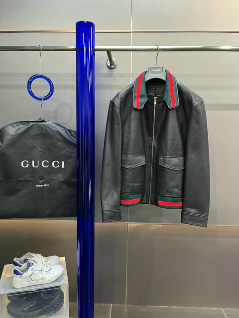 Spot between 11 c - 3 y